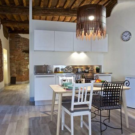 Casa Nora Hotel Lucca Buitenkant foto