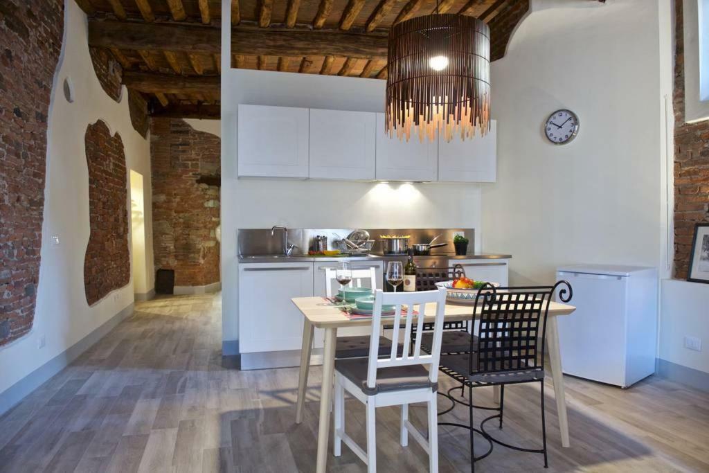 Casa Nora Hotel Lucca Buitenkant foto