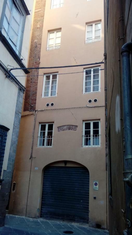 Casa Nora Hotel Lucca Buitenkant foto